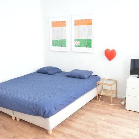 Awesome Studio In Marolles Lejlighed Bruxelles Eksteriør billede