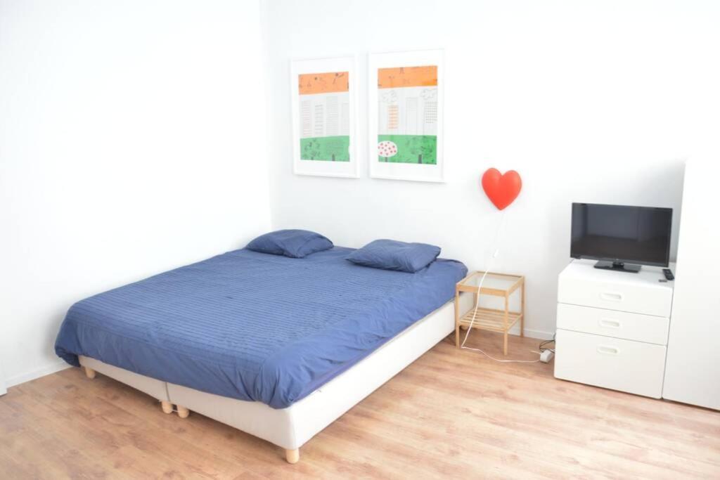 Awesome Studio In Marolles Lejlighed Bruxelles Eksteriør billede